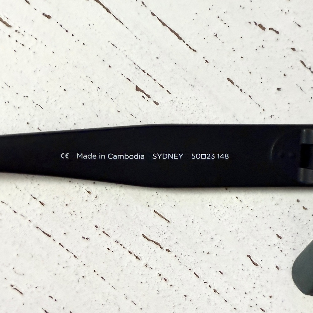 TOMS Sydney Traveler Black/Olive Sunglasses - Picture 9 of 12